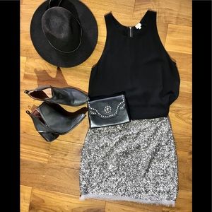 OLIVE & OAK Sequin Skirt